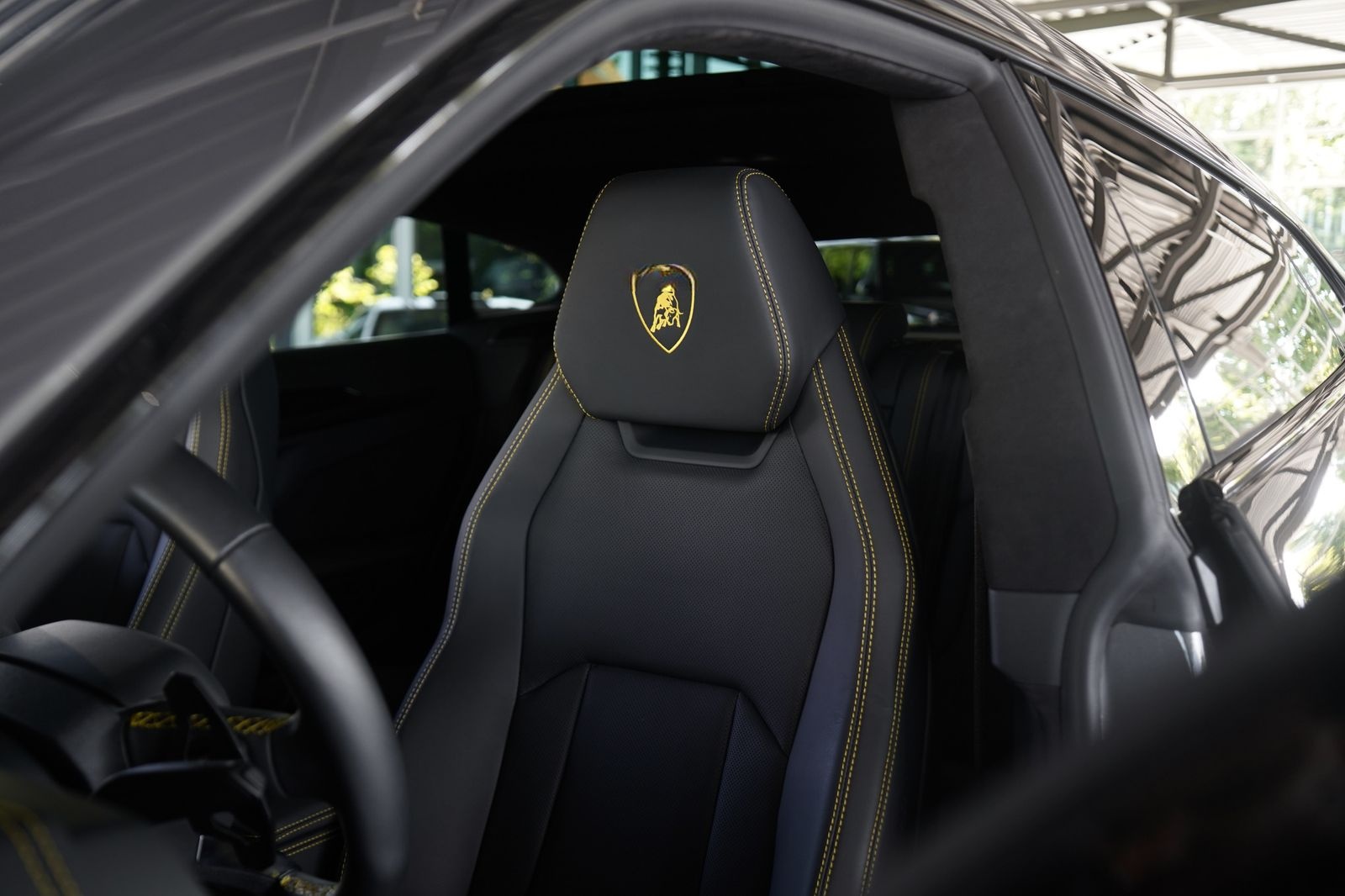 Lamborghini Urus *23 Zoll *Pano *Keramik *B&O *LUFT  foto 14