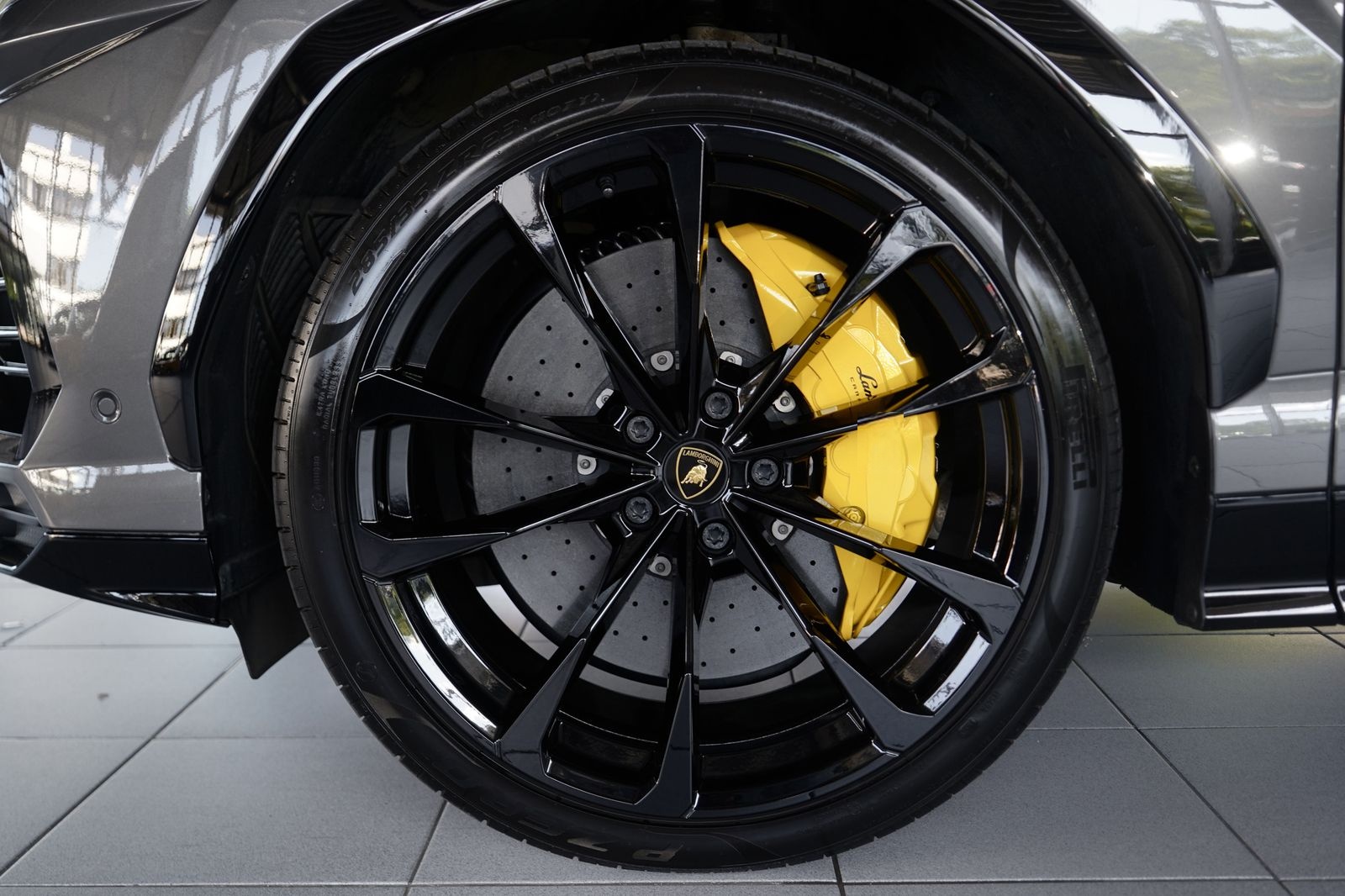 Lamborghini Urus *23 Zoll *Pano *Keramik *B&O *LUFT  foto 8