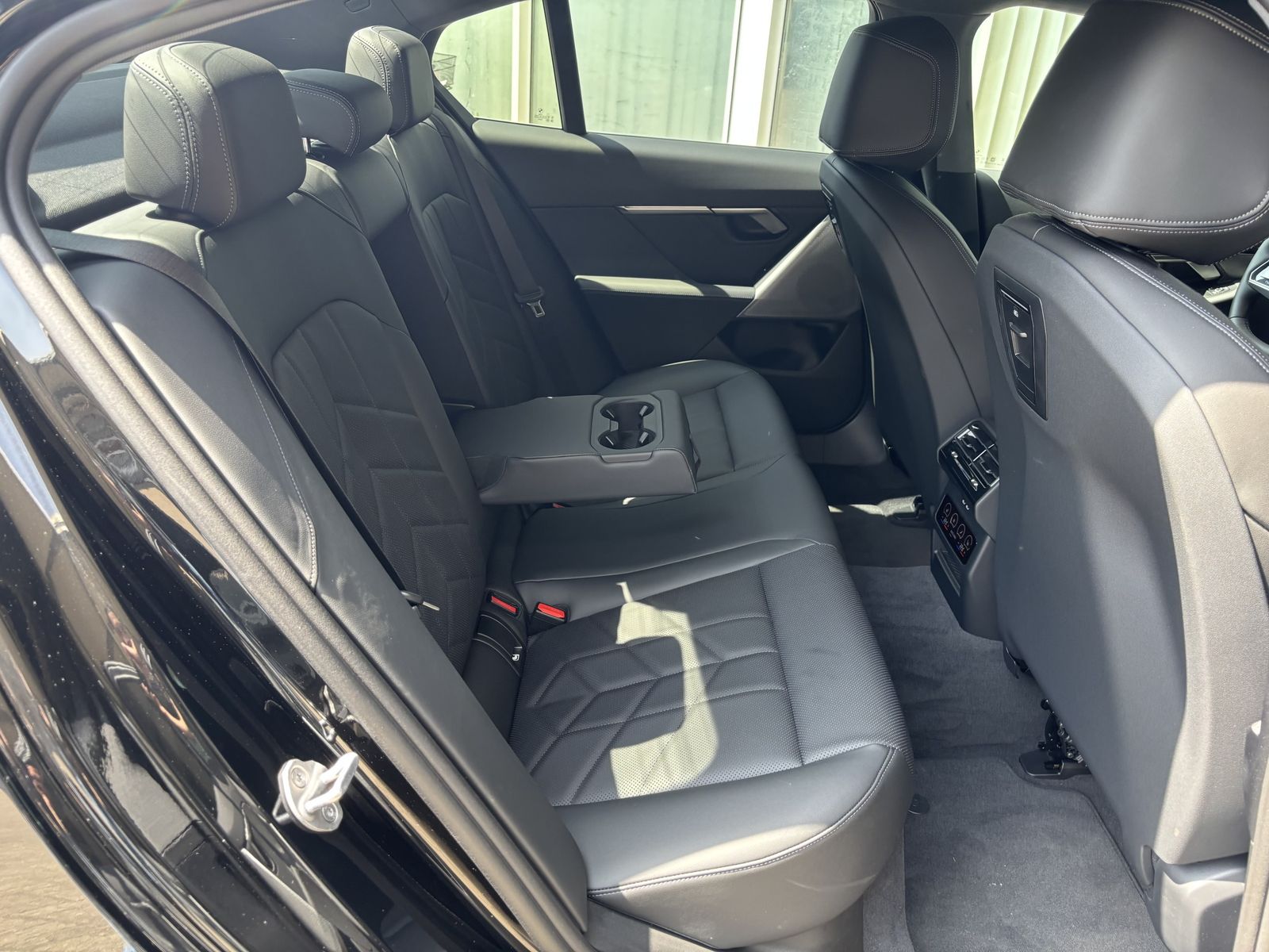 BMW 520 d 1. Hd LEDER LED HUD NAVI bhz. LENKRAD STHZ foto 18