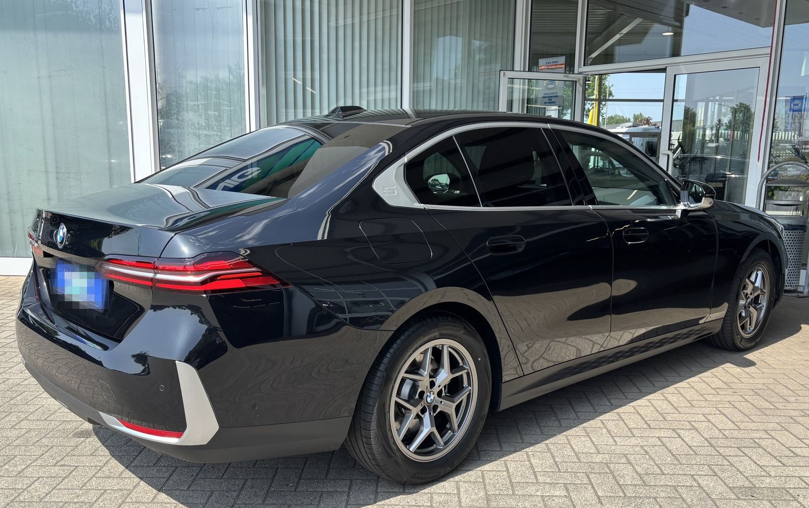 BMW 520 d 1. Hd LEDER LED HUD NAVI bhz. LENKRAD STHZ foto 22