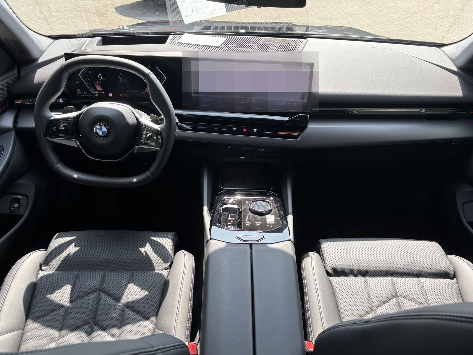 BMW 520 d 1. Hd LEDER LED HUD NAVI bhz. LENKRAD STHZ foto 4