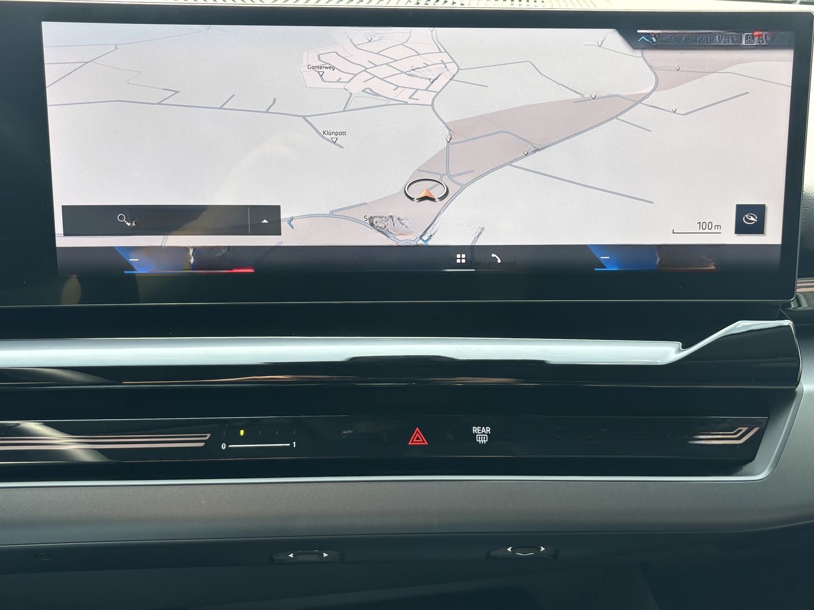 BMW 520 d 1. Hd LEDER LED HUD NAVI bhz. LENKRAD STHZ foto 6