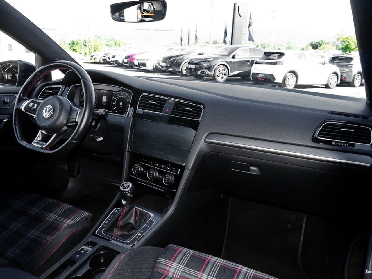 Volkswagen Golf VII GTI Performance 2.0 TSI Navi+ACC+Kamera foto 5