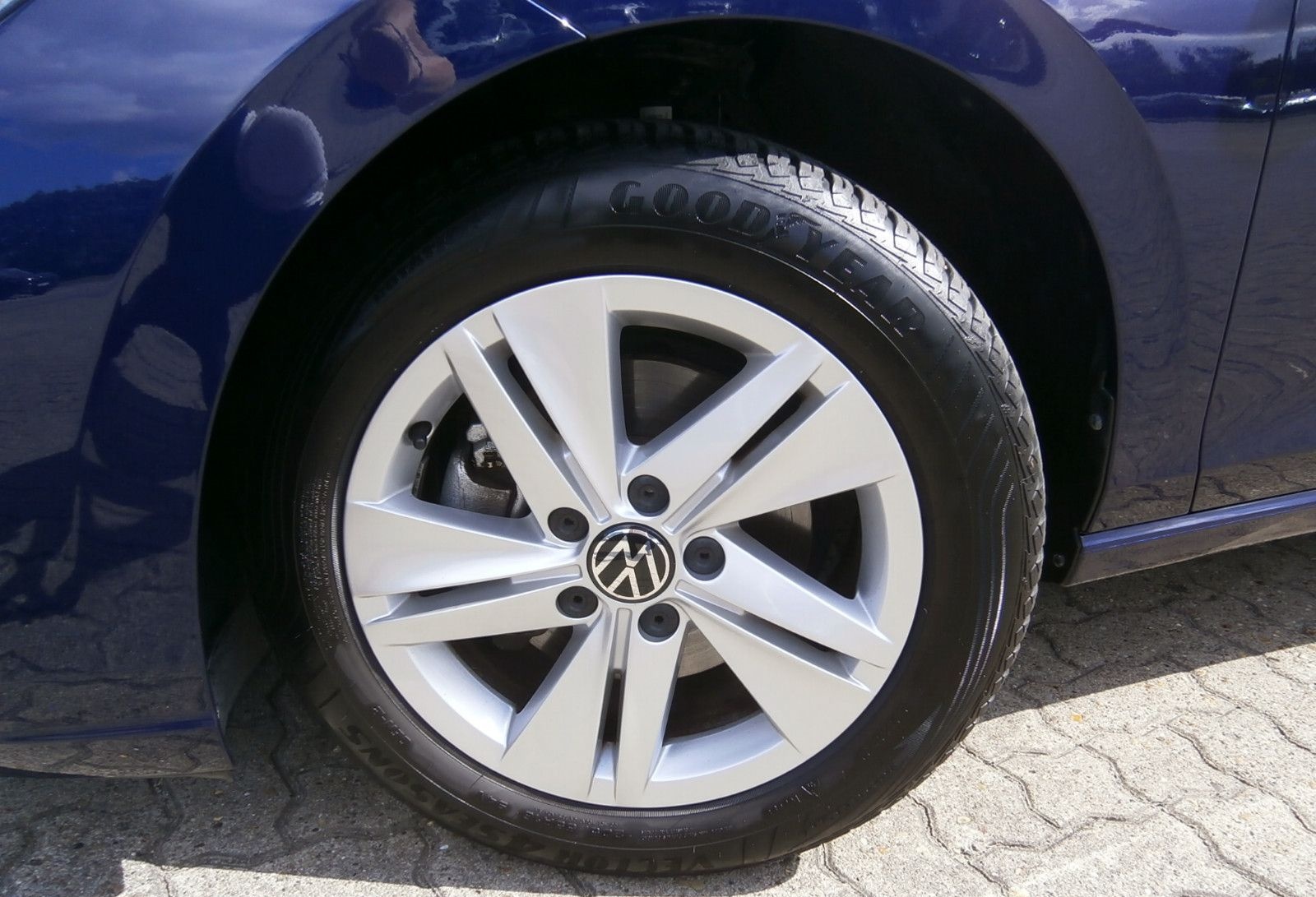 Volkswagen Golf VIII Variant Life 1.5 eTSI, DSG foto 4
