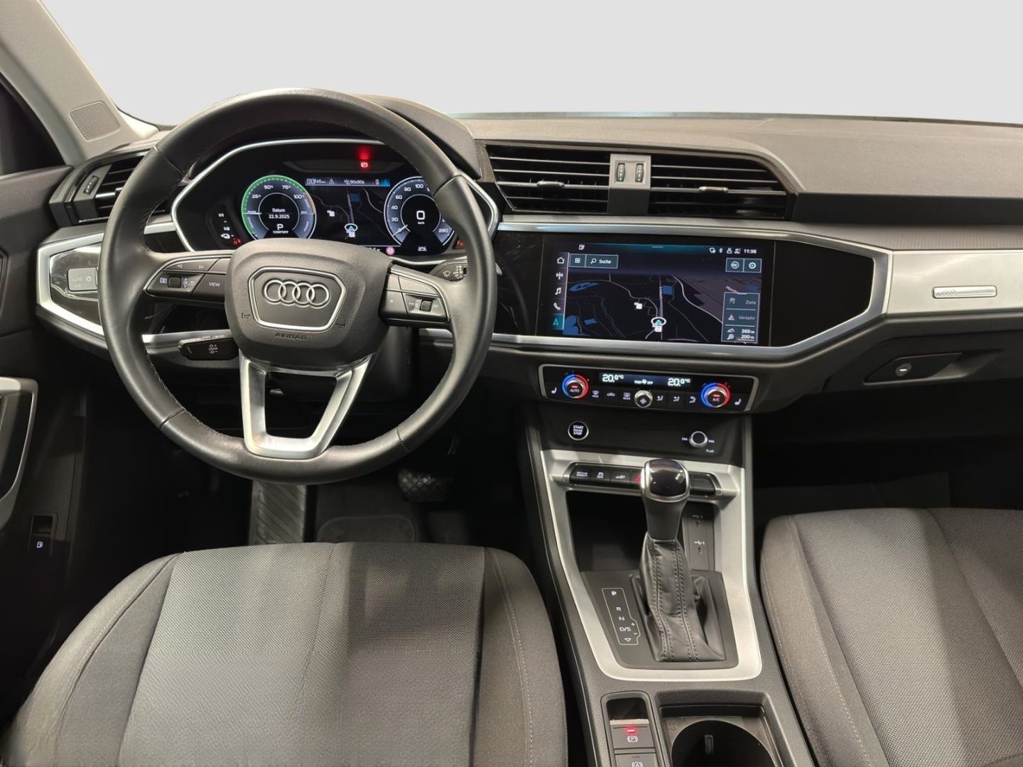 Audi Q3 45 TFSIe S tronic AHK REAR VIEW NAVI SHZ foto 21