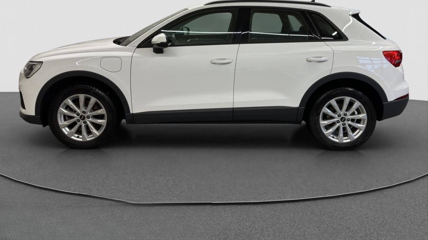 Audi Q3 45 TFSIe S tronic AHK REAR VIEW NAVI SHZ foto 5