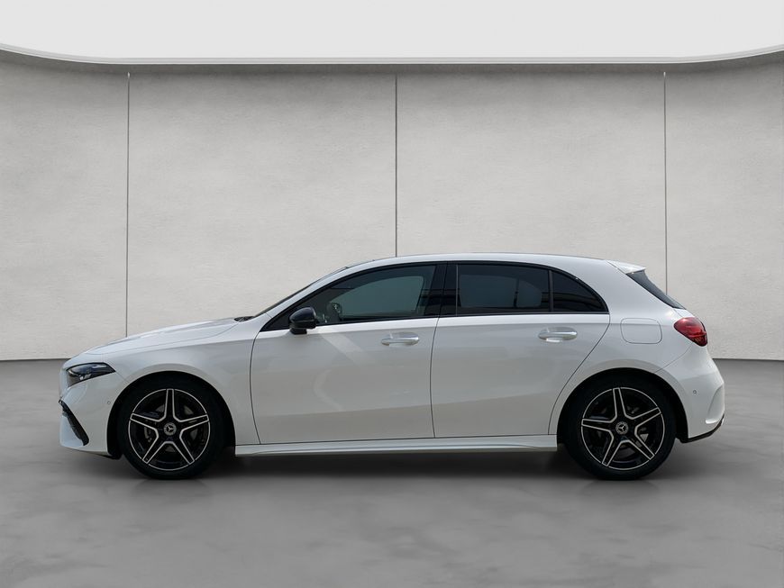 Mercedes-Benz A 200 d AMG Adv+ Standheiz. Multib. Pano foto 2