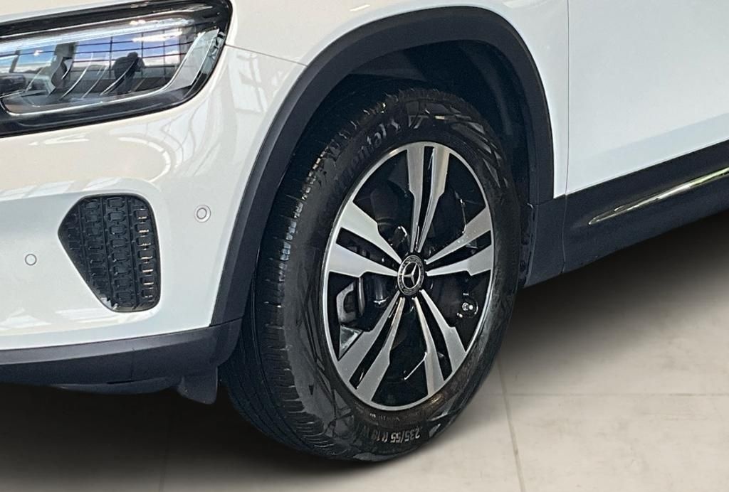 Mercedes-Benz GLB 220 d 4MATIC ACC AUT Kam. KlimaA LED LM Navi foto 3