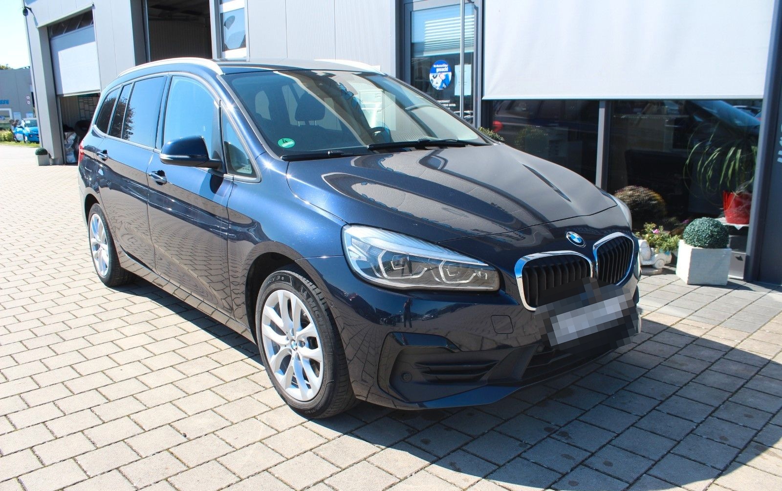 BMW 218  2 Gran Tourer 218 d xDrive Advantage foto 2