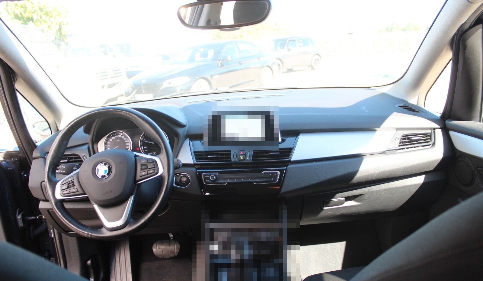 BMW 218  2 Gran Tourer 218 d xDrive Advantage foto 14
