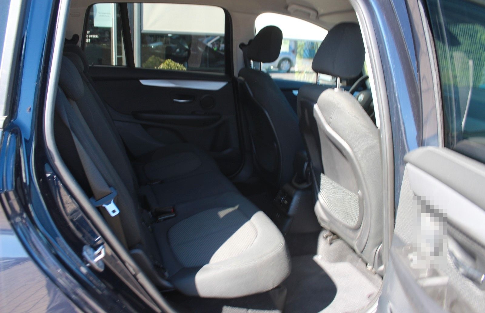 BMW 218  2 Gran Tourer 218 d xDrive Advantage foto 9