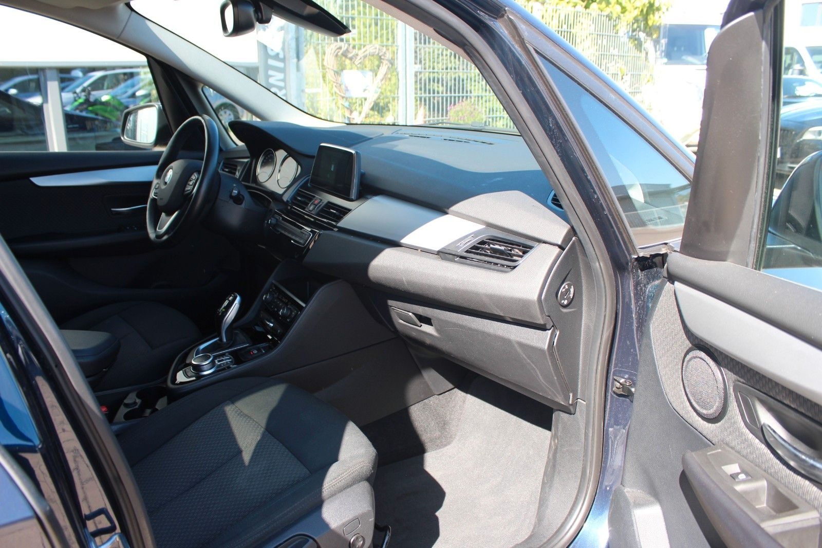 BMW 218  2 Gran Tourer 218 d xDrive Advantage foto 10