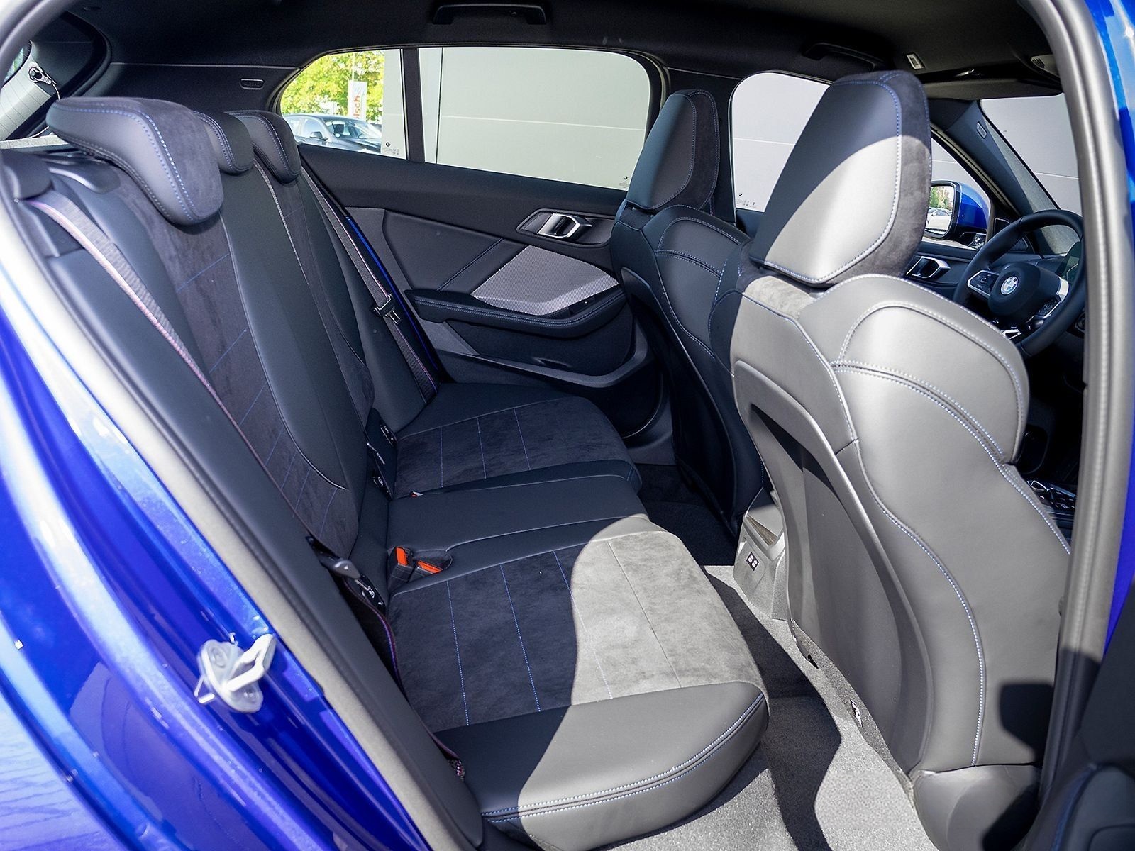 BMW 120 SPRING DEAL mit 8.330 EUR Ersparnis! foto 17