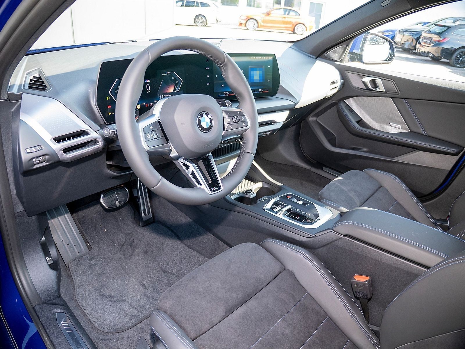 BMW 120 SPRING DEAL mit 8.330 EUR Ersparnis! foto 4