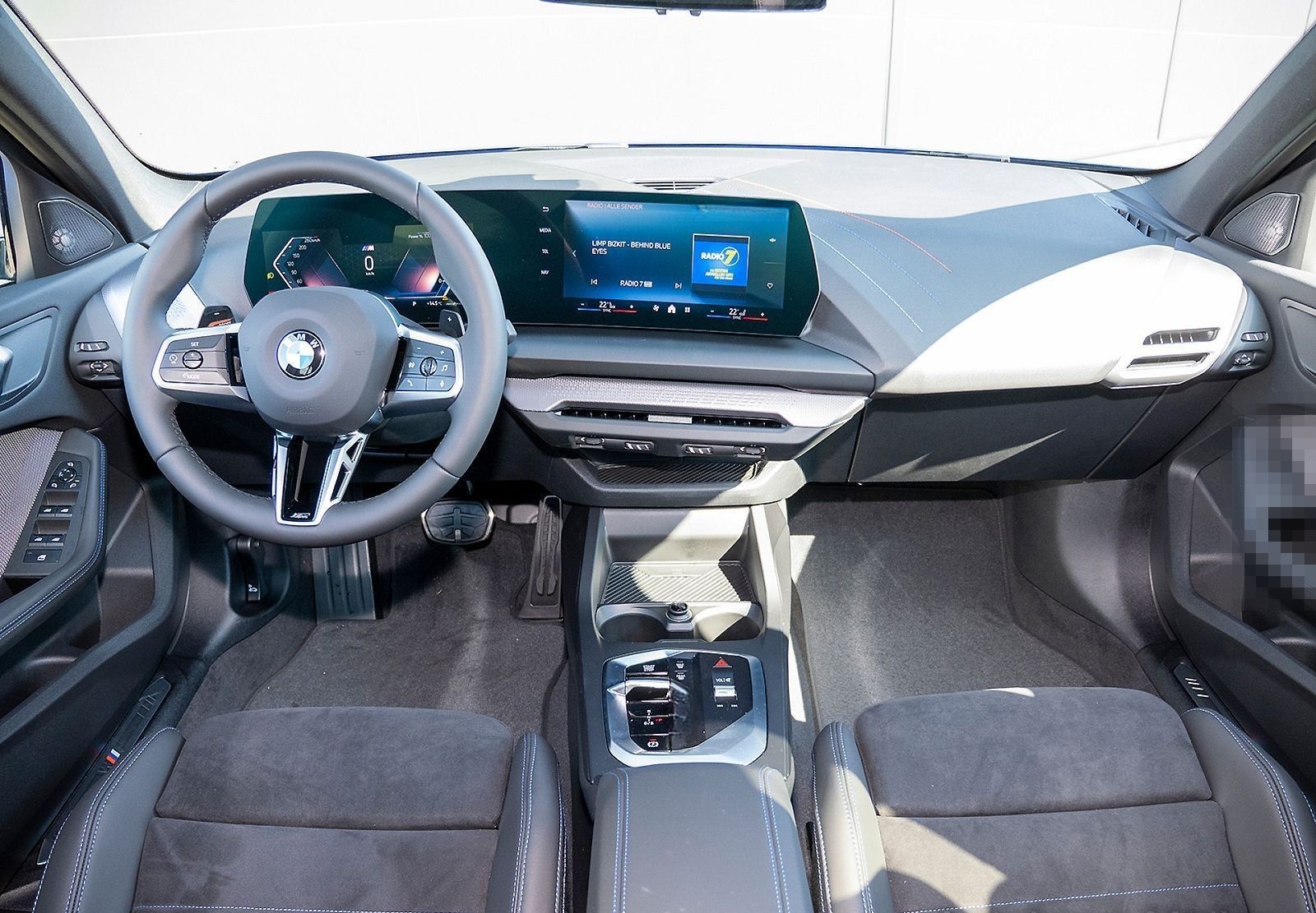 BMW 120 SPRING DEAL mit 8.330 EUR Ersparnis! foto 6