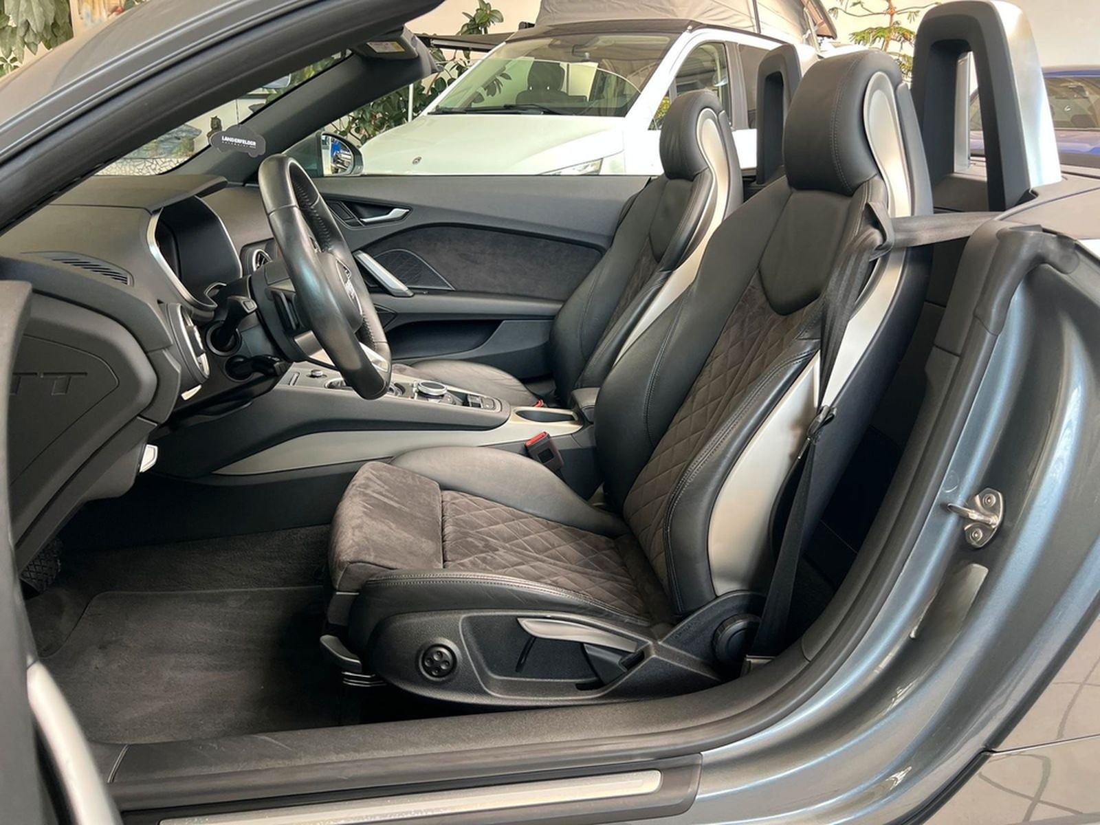 Audi TT Roadster 2.0 TFSI*NAV*SHZ*CARPLAY*B&O* foto 14