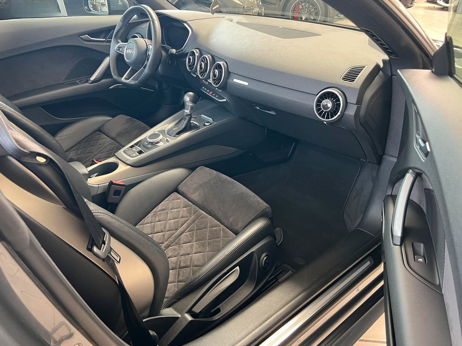 Audi TT Roadster 2.0 TFSI*NAV*SHZ*CARPLAY*B&O* foto 20