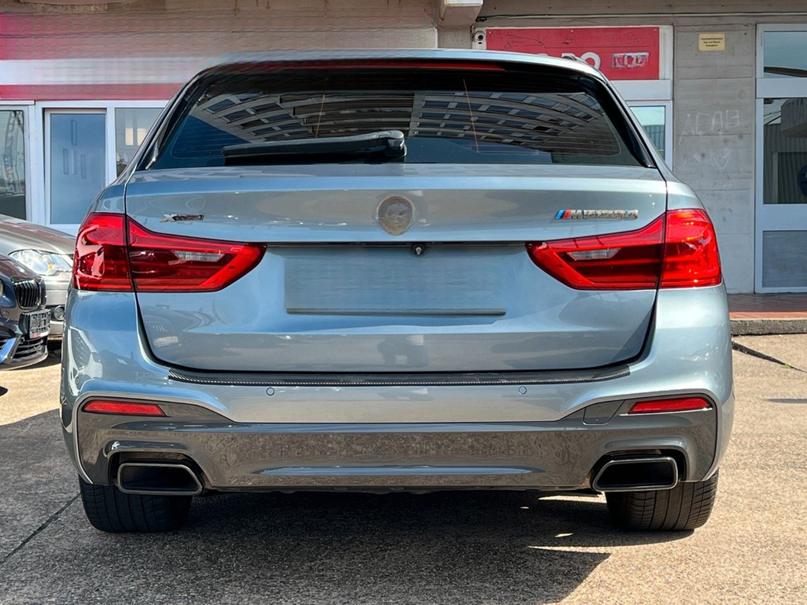 BMW M550d *SOFTCLOSE*DA+*H&K*PANO*LED*STZ.BELÜFT* foto 7