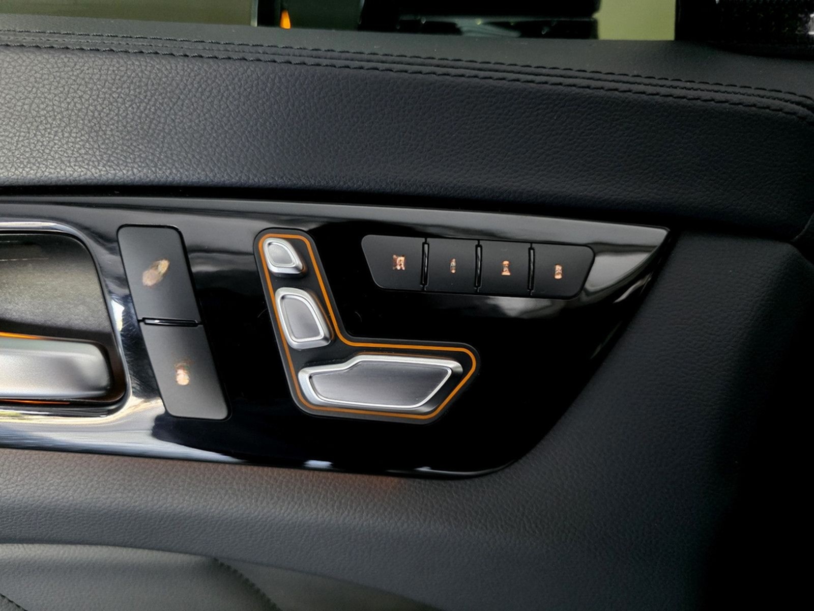 Mercedes-Benz CLS 400 SB, 4M, DISTRONIC, MASSAGE, e.DACH, LED foto 19