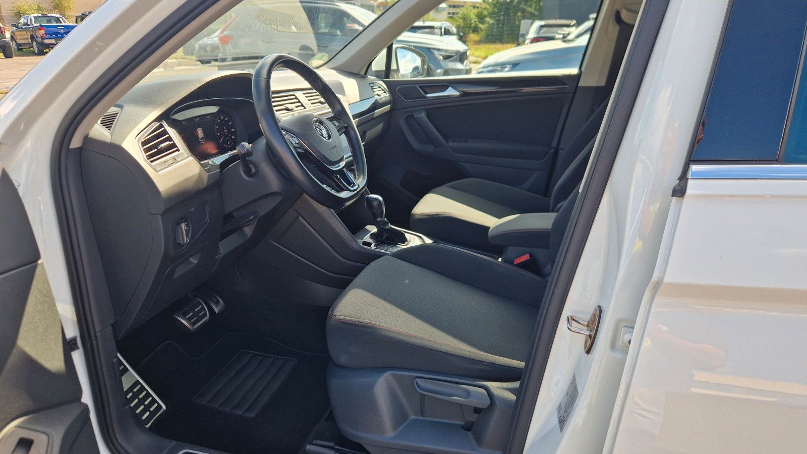 Volkswagen Tiguan Sound 4Motion Digital Pano Kamera foto 11