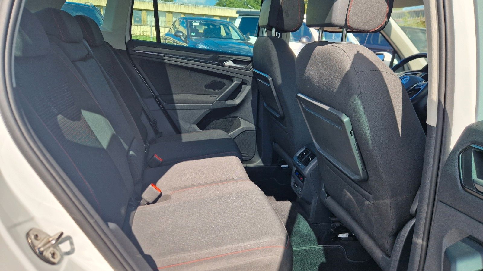 Volkswagen Tiguan Sound 4Motion Digital Pano Kamera foto 12