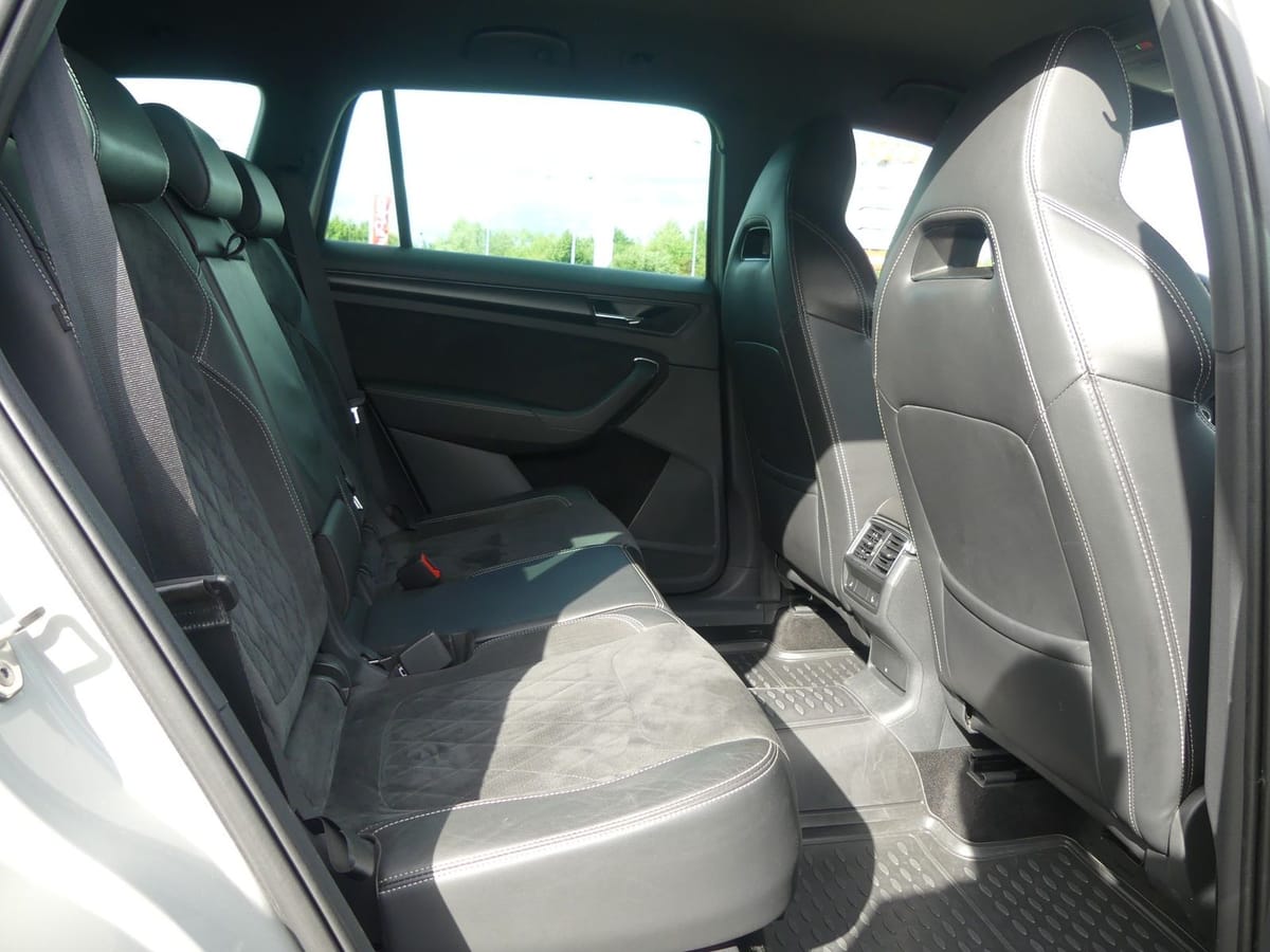 Skoda Kodiaq 1.5 16V TSI Sportline LED AHK Keyless foto 11