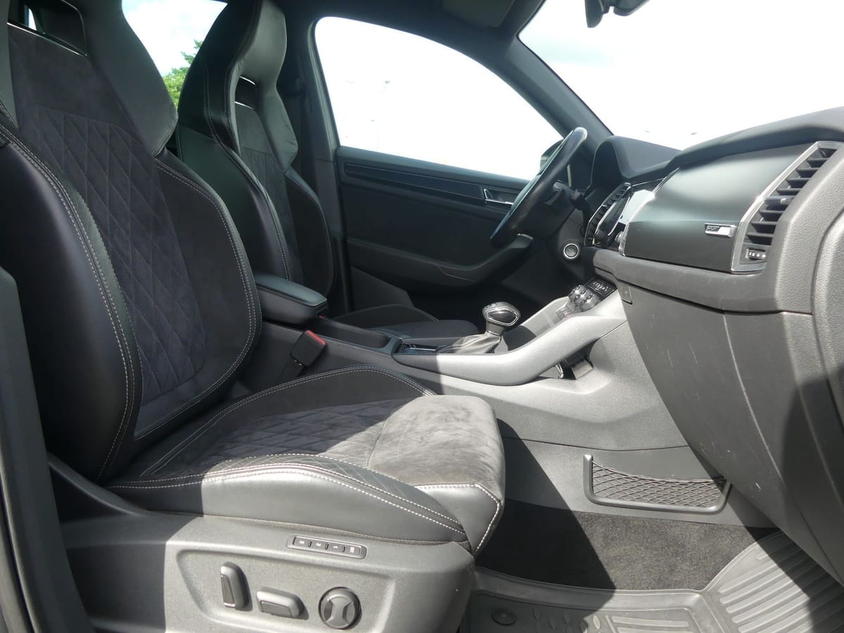 Skoda Kodiaq 1.5 16V TSI Sportline LED AHK Keyless foto 10
