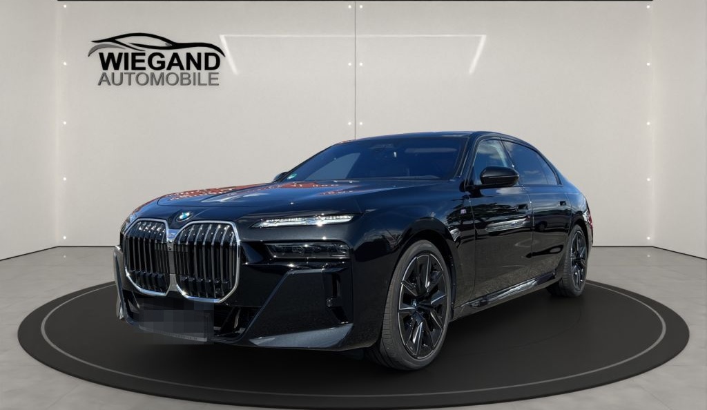 BMW 740d xDrive+M-SPORTPAKET+INNO+STDH+KLIMA-AKUSTIK
