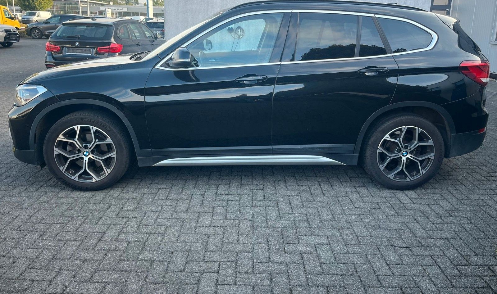 BMW X1 sDrive 18i xLine*RFK*NAVI*BUSINESS PACKAGE* foto 2