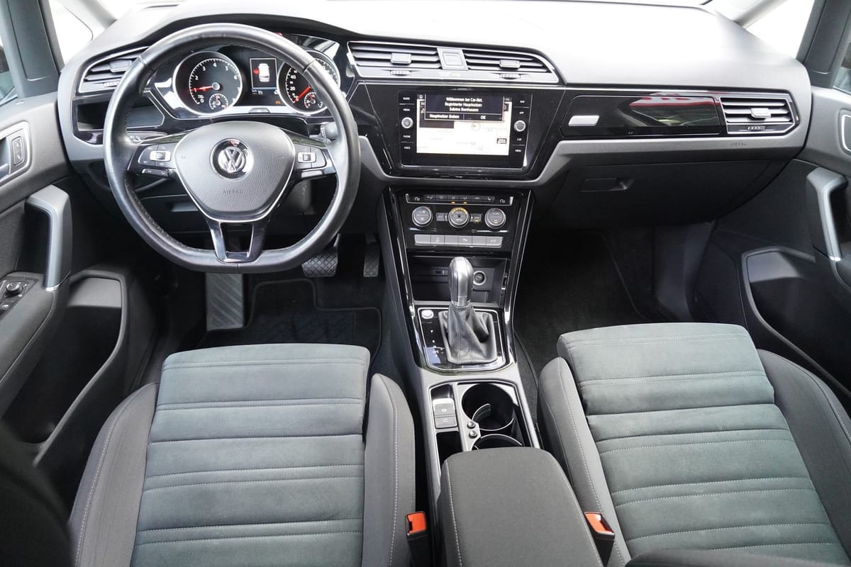 Volkswagen Touran 1.5 TSI DSG Highline LED Navi ACC Kamera foto 12