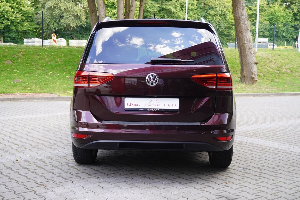 Volkswagen Touran 1.5 TSI DSG Highline LED Navi ACC Kamera foto 7