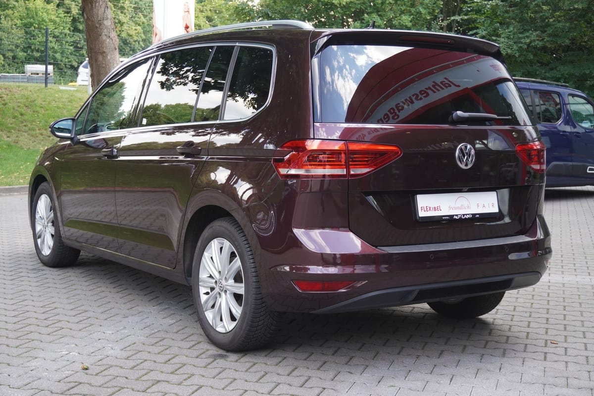Volkswagen Touran 1.5 TSI DSG Highline LED Navi ACC Kamera foto 8