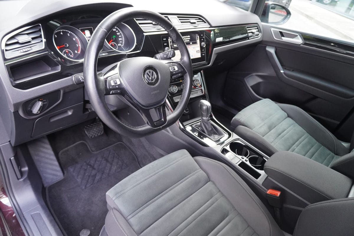 Volkswagen Touran 1.5 TSI DSG Highline LED Navi ACC Kamera foto 10