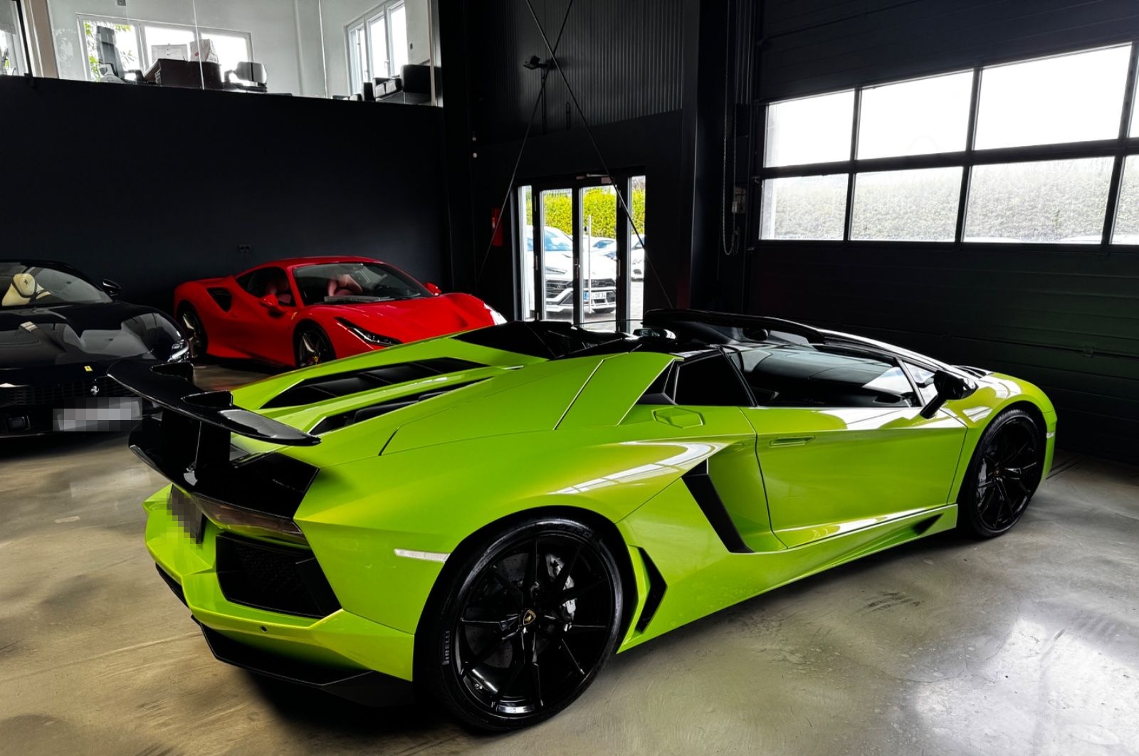Lamborghini Aventador LP 700-4 Roadster VERDE ITHACA GRÜN foto 12