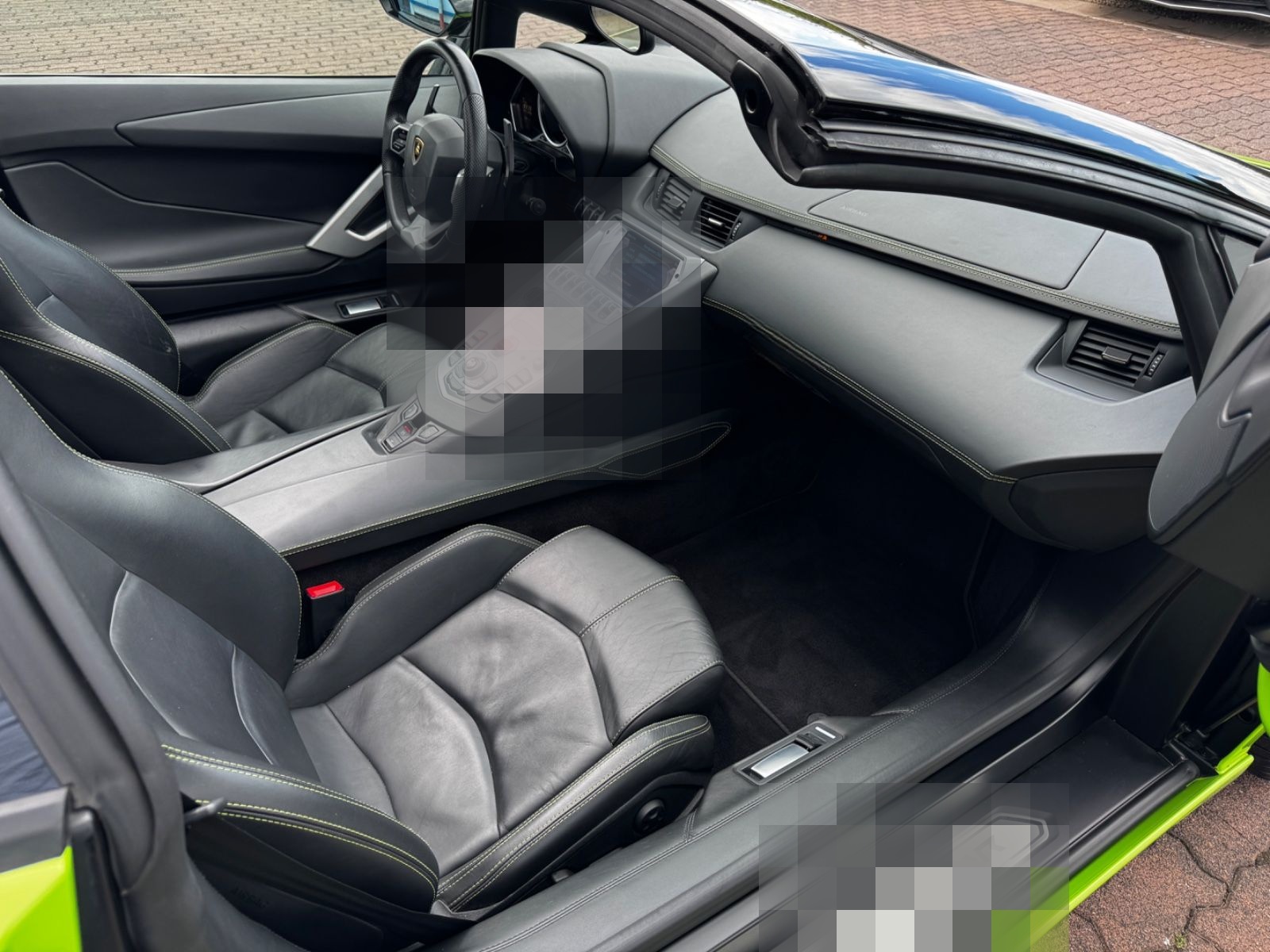 Lamborghini Aventador LP 700-4 Roadster VERDE ITHACA GRÜN foto 22
