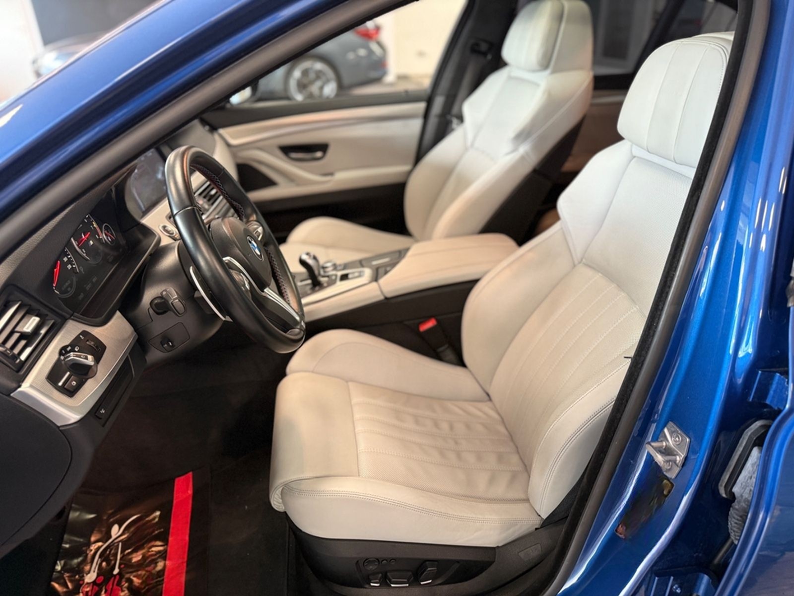 BMW M5 Lim.HK+Head-up+Schiebedach+360° Kam. foto 14