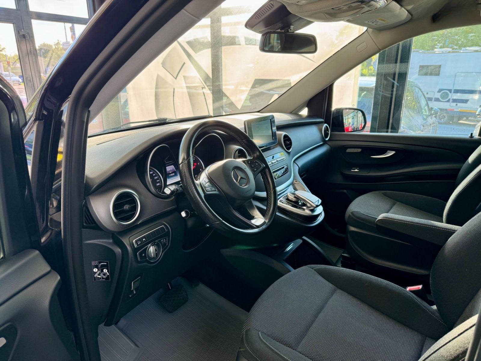 Mercedes-Benz V 250 foto 9