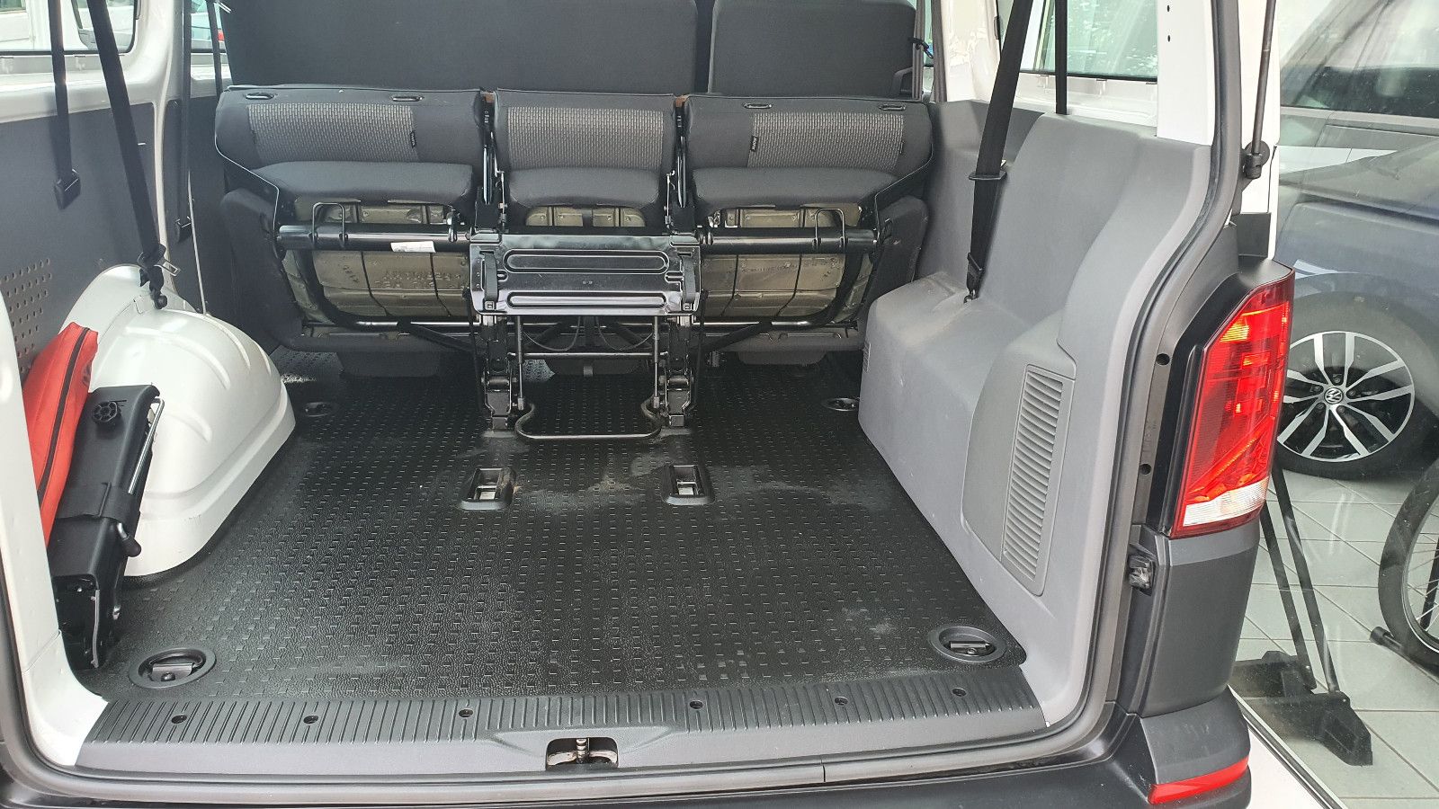 Volkswagen T6 Kombi 2.0 TDI 9-Sitze/Klima/GJR foto 23