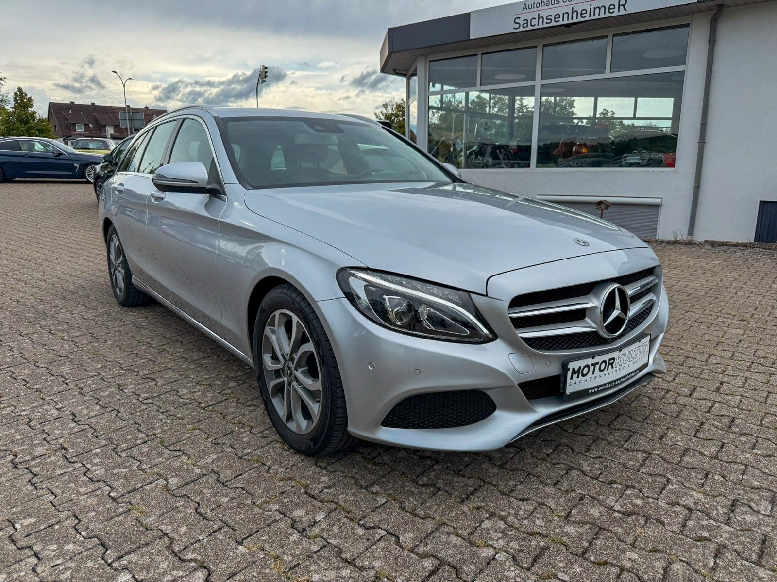 Mercedes-Benz C 180 d T-Modell Navi AHK LED uvm foto 2