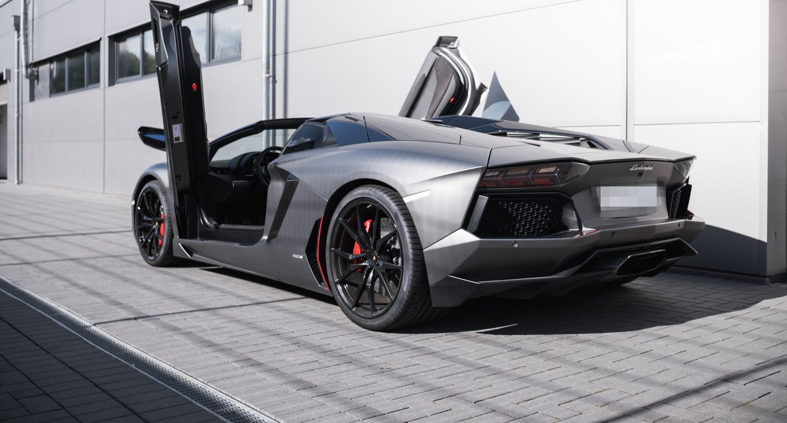 Lamborghini LP 700-4 Roadster Pirelli Edition 1of100-Lift foto 8