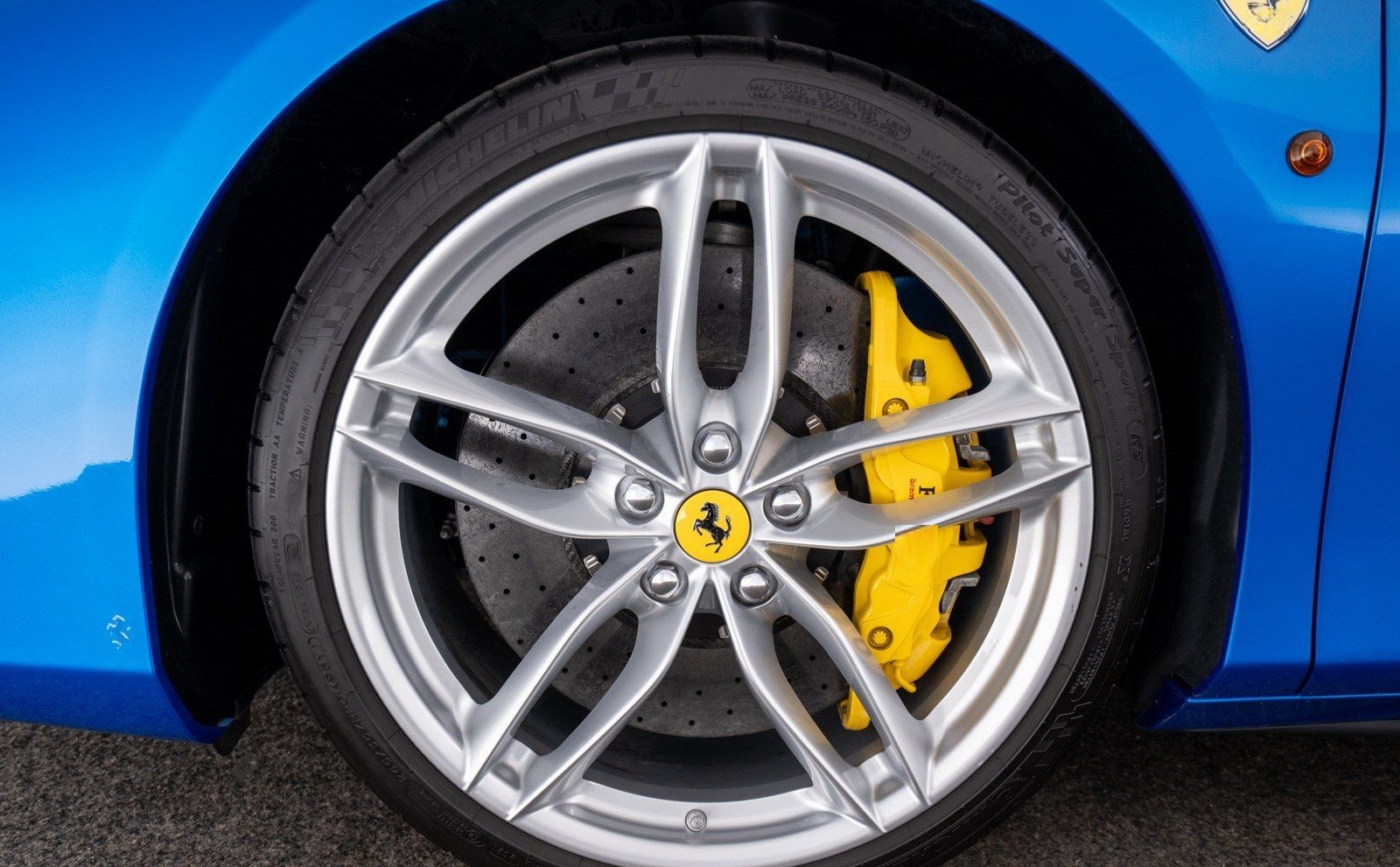 Ferrari 488 Spider Ferrari Singen foto 19