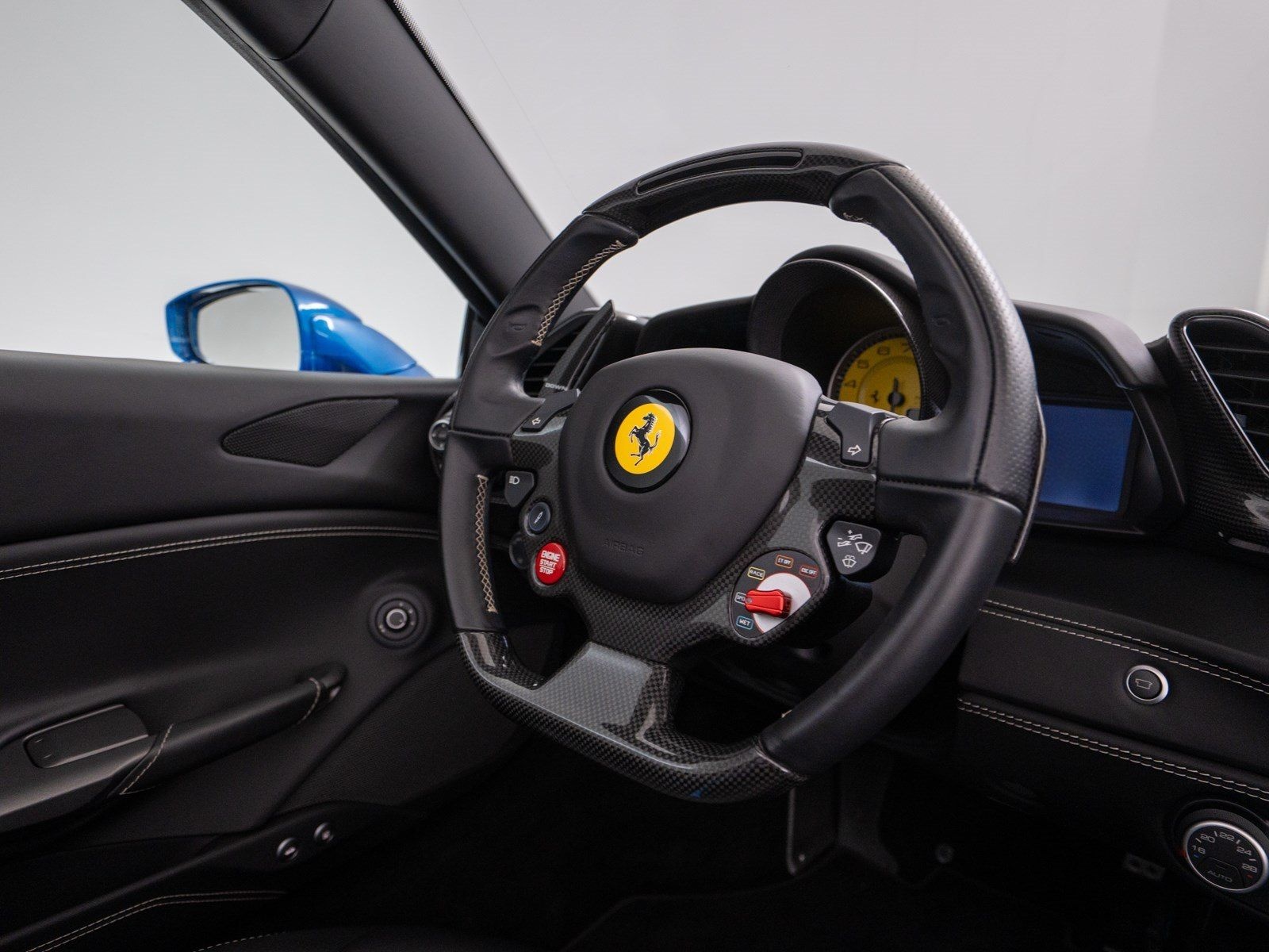 Ferrari 488 Spider Ferrari Singen foto 23