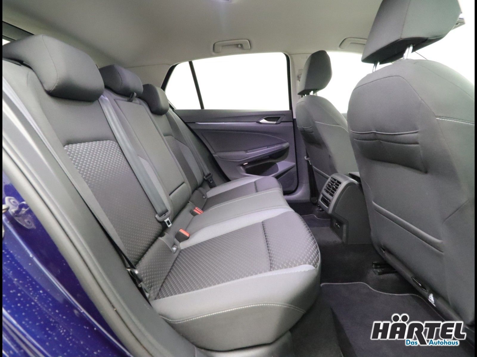 Volkswagen GOLF 8 ACTIVE 1.5 ETSI DSG (+ACC-RADAR+NAVI) LED foto 7