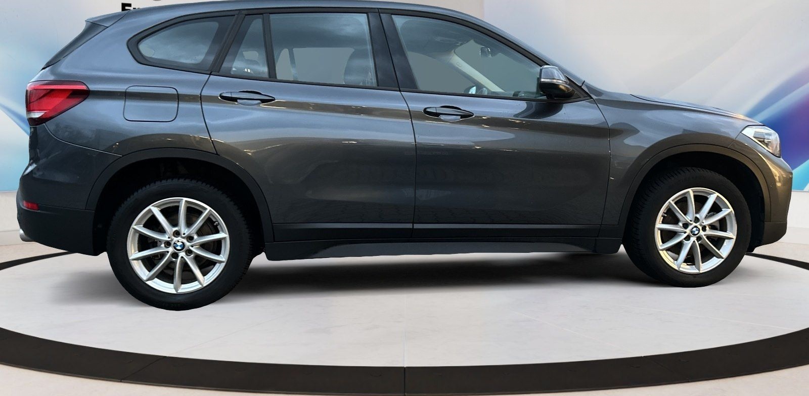 BMW X1 sDrive18d AHK RFK LED SHZ TEMPOMAT DAB ABS BT foto 7