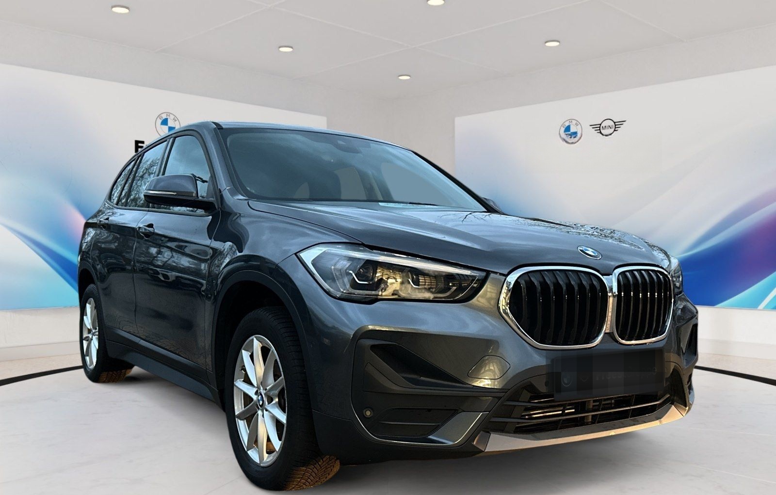 BMW X1 sDrive18d AHK RFK LED SHZ TEMPOMAT DAB ABS BT foto 8