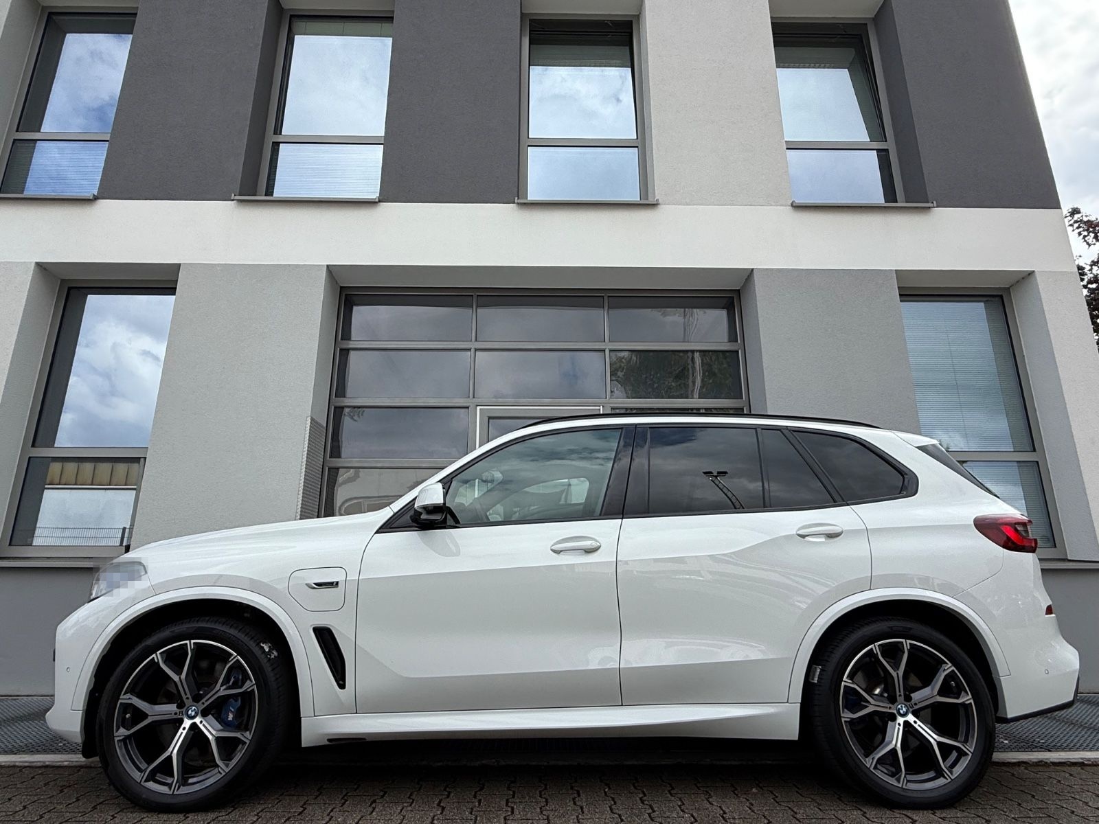 BMW X5 45e xDr*ACC*M SPORT*LASER*BELÜFT*KAM*KEY*21' foto 3