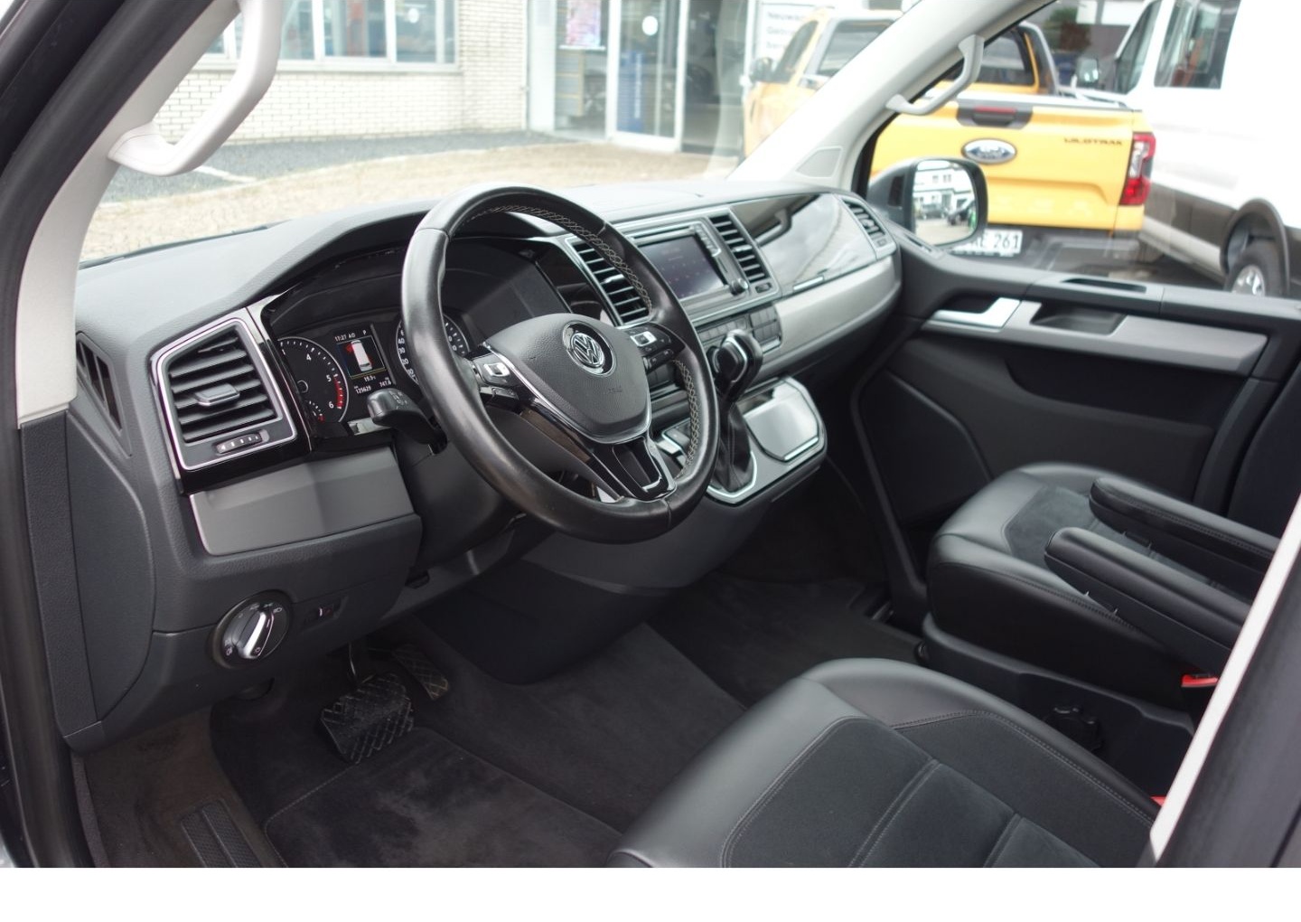 Volkswagen T6 Multivan Generation Six 2.0 TDI DSG DCC AHK S foto 12