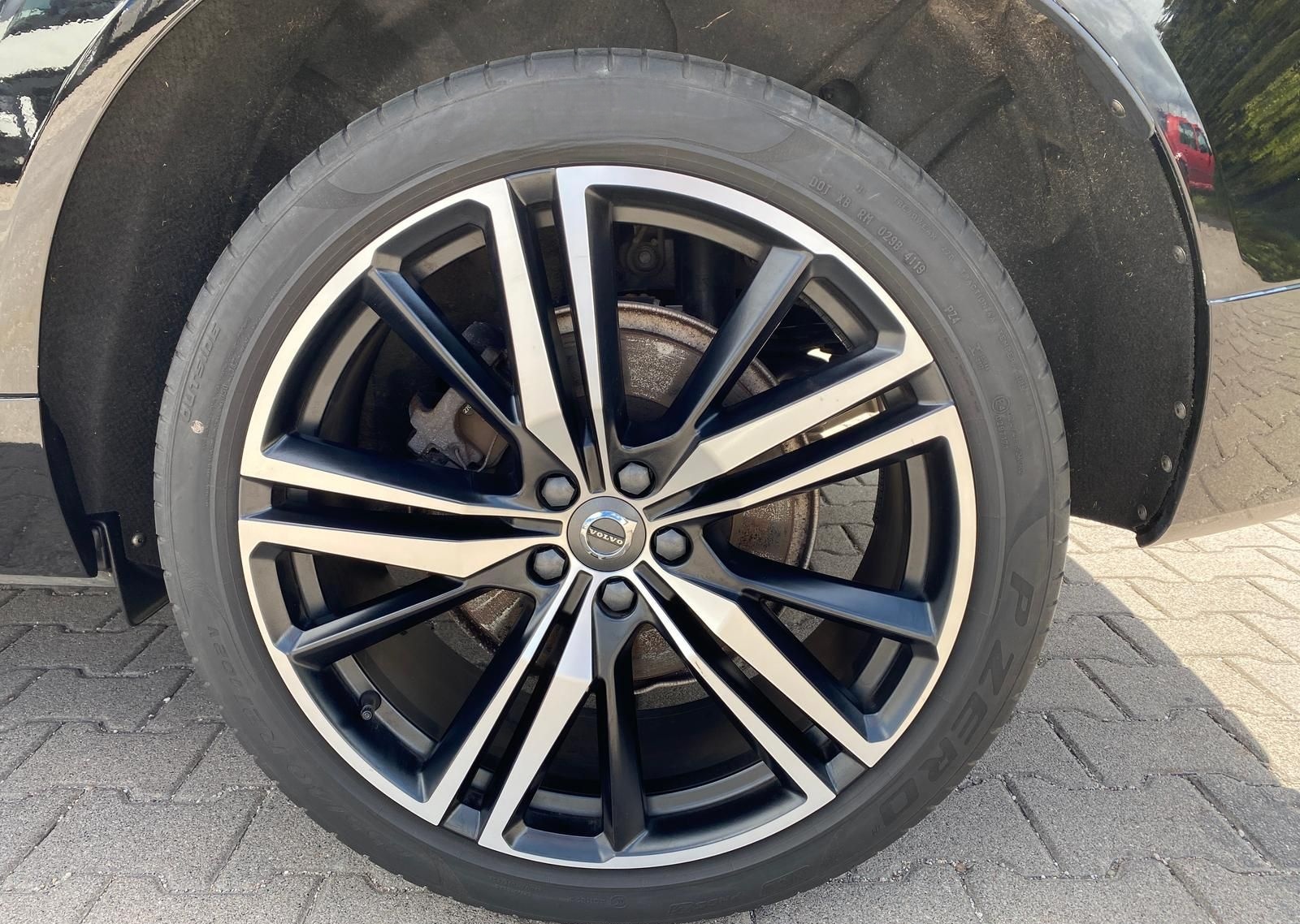 Volvo XC60 B5 AWD R Design 21" ACC DAB LUFT LHZ STDHZ foto 12