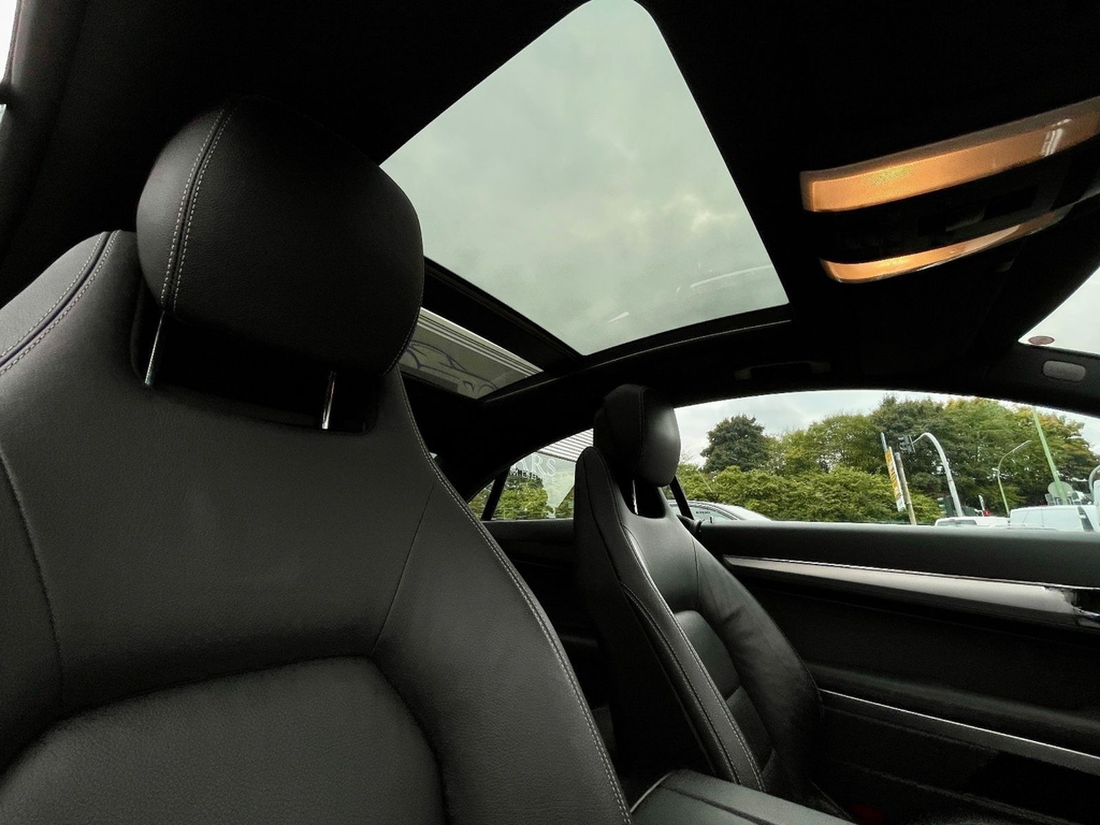 Mercedes-Benz E 500 AMG I PANO I RFK I ACC I CARVERTICAL foto 22