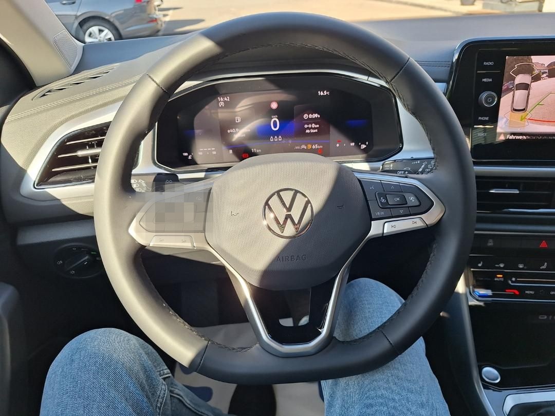 Volkswagen T-ROC Life 1.5 TSI DSG AHK LED ACC Parklenk APP foto 19
